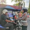 Bakti Sosial Polres Sibolga Dan Bhayangkari Cab. Sibolga Bagikan Takjil Kepada Warga