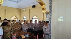 Polres Tapteng Gelar Sholat Ghoib Dan Doa Bersama Untuk Personel Polri yang Gugur di Lampung