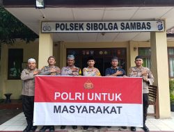 Polsek Sibolga Sambas Berbagi Kepada Warga, Dalam Rangka Bakti Religi