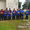 Pemdes Sigambo-gambo bagikan Sepatu Olahraga untuk Lansia dalam acara Giat Senam Lansia