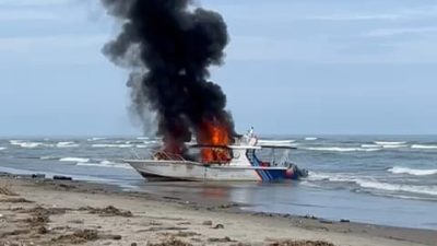 Operasi Pengawasan Mini Trawl di Pesisir Selatan Berujung Pembakaran Armada Milik KKP