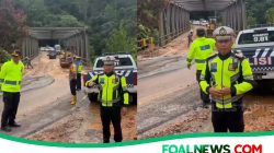 Arus Lalu Lintas Sibolga–Tarutung Diberlakukan Sistem Buka-Tutup Akibat Pembersihan Longsor