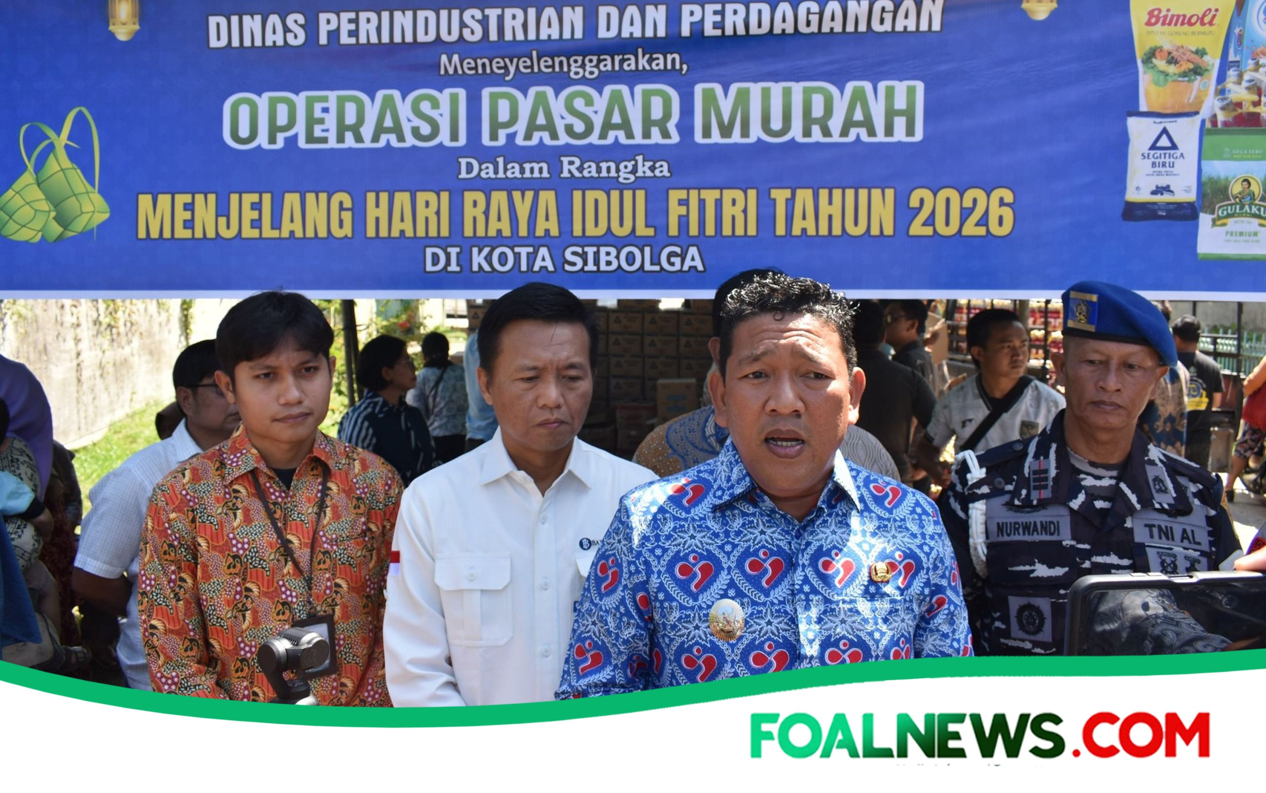 Ket Gbr : Wakil walikota Sibolga, Pantas Maruba LumbanTobing meninjau pasar murah pemko sibolga di Kel Aek Parombunan Sibolga Kamis (5 Maret 2026).