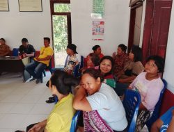 Puluhan Warga Unte Mungkur III Geruduk Kantor Desa, Protes Bantuan Bencana Tak Tepat Sasaran