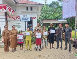 Desa Tumba Kecamatan Manduamas Salurkan Bantuan Langsung Tunai Tahap I dan II Kepada 20 Keluarga Penerima