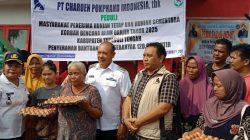 Peduli Korban Bencana, PT Charoen Pokphand Indonesia Tbk Menyalurkan Bantuan 120.000 Butir Telur di Kecamatan Badiri